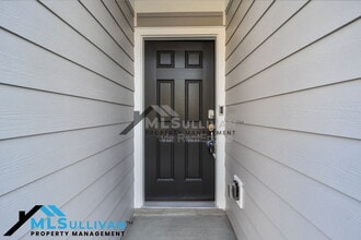 1100 Crossvine Trl in Durham, NC - Building Photo - Building Photo