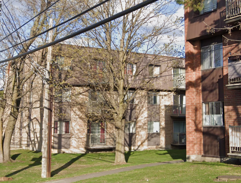 Jardins Gouin in Pierrefonds, QC - Building Photo