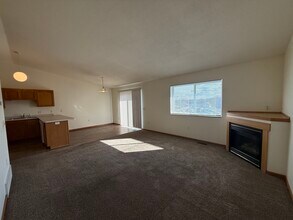 260 Scheidler Rd in Chippewa Falls, WI - Foto de edificio - Building Photo
