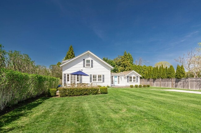 property at 109 Toylsome Ln