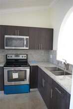 11242 SW 116th Ln in Miami, FL - Building Photo - Building Photo