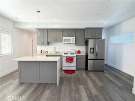 1489 Atlantic Ave in Long Beach, CA - Building Photo