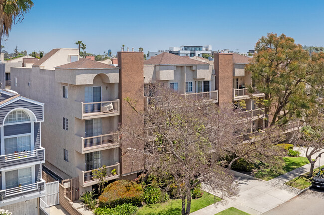 10021 Tabor St in Los Angeles, CA - Building Photo - Building Photo