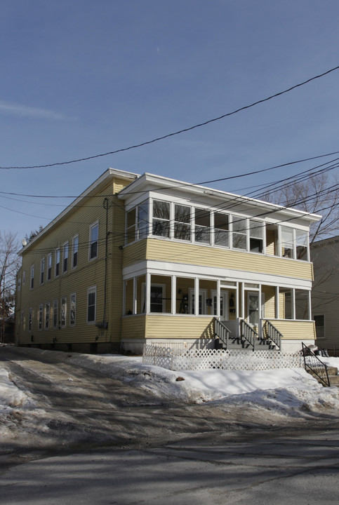 26 Dartmouth St in Pittsfield, MA - Foto de edificio