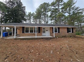 2517 Vestal Ave in Fayetteville, NC - Building Photo