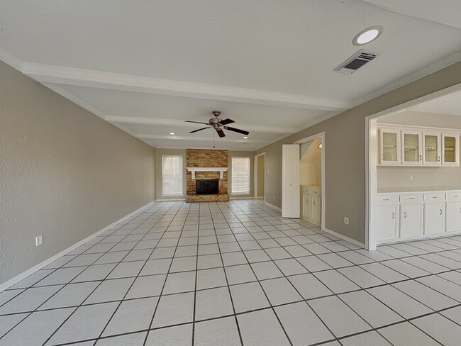 property at 1906 Tucumcari Dr