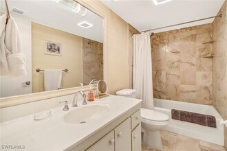 185 Cypress Way E in Naples, FL - Building Photo - Building Photo