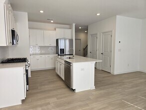 1816 Pheasant Trce Cir in Kernersville, NC - Building Photo - Building Photo