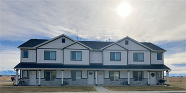 property at 479 N 2900 W