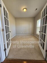 695 Flintrock Dr in Boiling Springs, SC - Building Photo - Building Photo