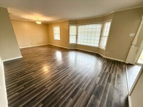 3325 McMillan Dr in Tyler, TX - Building Photo - Building Photo