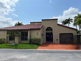 8910 SW 4th Ln in Miami, FL - Building Photo