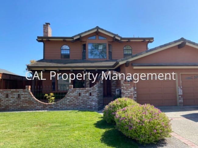 9 San Fernando Cir