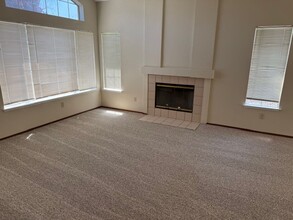 435 Silvertail Pl in Tracy, CA - Building Photo - Building Photo