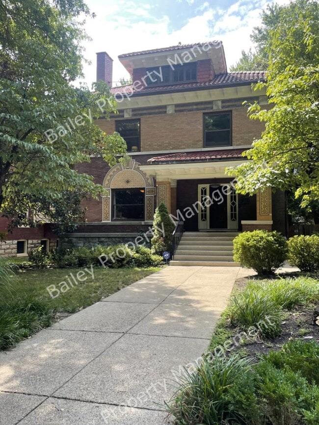 property at 1458 Cherokee Rd