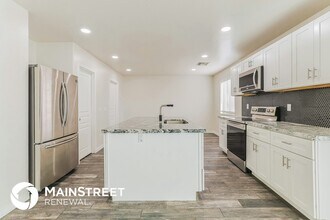8473 W Riley Rd in Tolleson, AZ - Building Photo - Building Photo