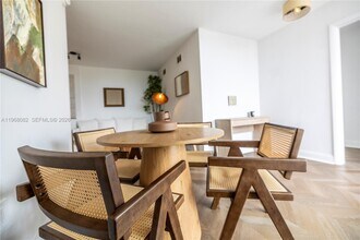 1255 Collins Ave in Miami Beach, FL - Building Photo - Building Photo