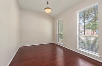 914 Spring Heights Dr in Spring, TX - Building Photo - Building Photo