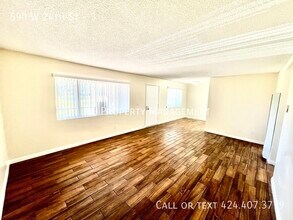 590 W 24th St in Los Angeles, CA - Building Photo - Building Photo