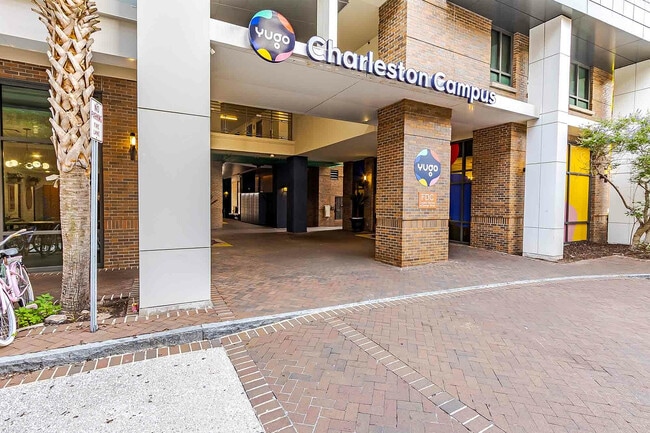 Yugo Charleston Campus