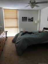 3625 N Country Club Dr-Unit -20H in Aventura, FL - Building Photo - Building Photo