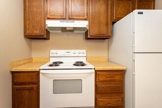 5421 Fiesta Ln in Colorado Springs, CO - Building Photo - Building Photo