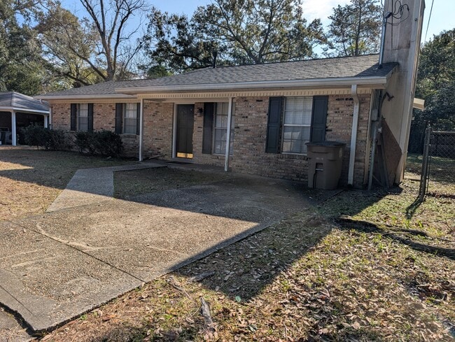 property at 1455 Ridgedale Ct