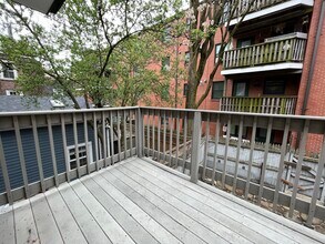 26 Fayette St, Unit 1 in Boston, MA - Building Photo - Building Photo