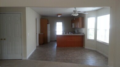 821 Plantation Dr in Pigeon Forge, TN - Foto de edificio - Building Photo