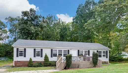 4692 Peace Forest Ln in Climax, NC - Foto de edificio