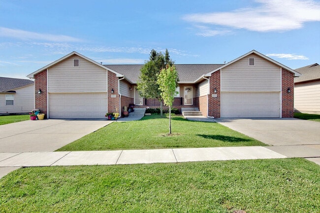 Lakeside Townhomes