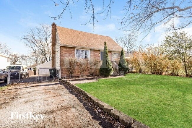 3915 N Park St, Unit B in Westmont, IL - Foto de edificio - Building Photo