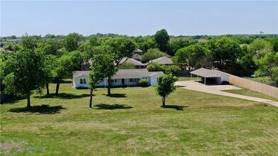 211 Tate Ln in Round Rock, TX - Building Photo - Building Photo