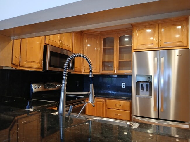 7225 Navajo Rd, Unit 229 in San Diego, CA - Building Photo - Building Photo