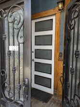 1923 S Peoria St, Unit 1F in Chicago, IL - Foto de edificio - Building Photo