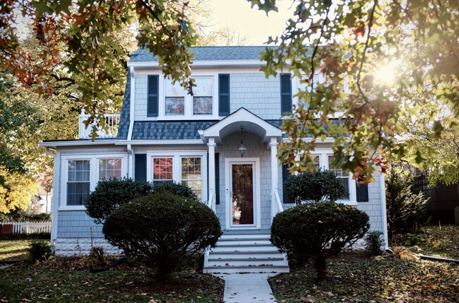 property at 420 Montgomery St