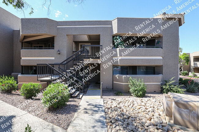 1720 E Thunderbird Rd in Phoenix, AZ - Building Photo - Building Photo
