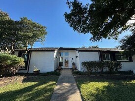 417 Campbell Ct in Richardson, TX - Building Photo