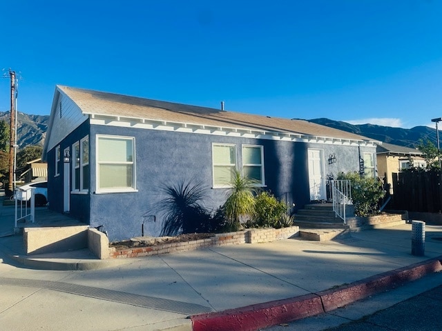 2267 E Washington Blvd, Unit B in Pasadena, CA - Building Photo - Building Photo