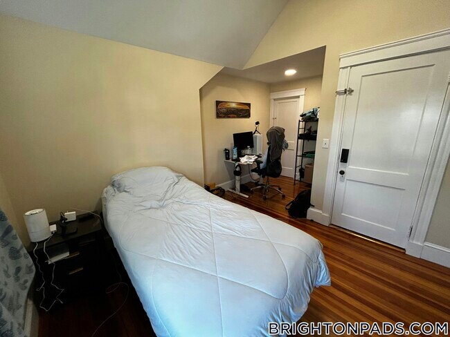 1 Glenley Terrace in Boston, MA - Foto de edificio - Building Photo