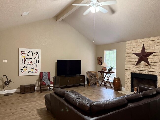 115 Kaena Ln in Bastrop, TX - Building Photo - Building Photo
