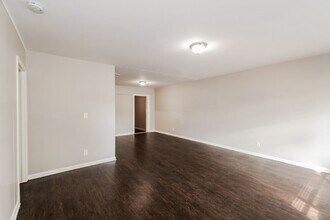 7059 Melvin Rd in Jacksonville, FL - Foto de edificio - Building Photo