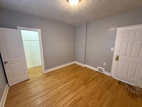 650 N Lamon Ave in Chicago, IL - Building Photo - Building Photo