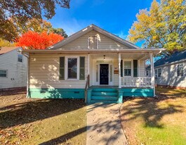 142 Windsor Ave in Colonial Heights, VA - Building Photo