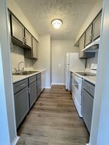 3841 Silver Lake Rd in Traverse City, MI - Building Photo