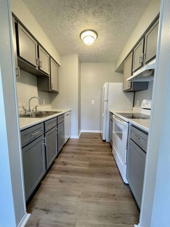 property at 3841 Silver Lake Rd