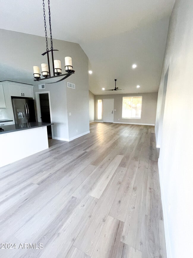 1460 E Todd Dr in Tempe, AZ - Building Photo - Building Photo