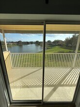 5492 Compass Pte, Unit 09-201 in Wildwood, FL - Building Photo - Building Photo