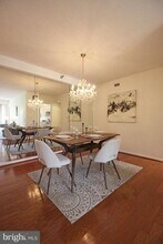5800 Nicholson Ln in Rockville, MD - Building Photo - Building Photo
