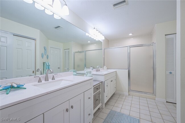 property at 833 Reef Point Cir